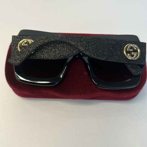 💯 - Authentic New Gucci sunglasses Urban GG0102S 001 - Picture 5 of 13